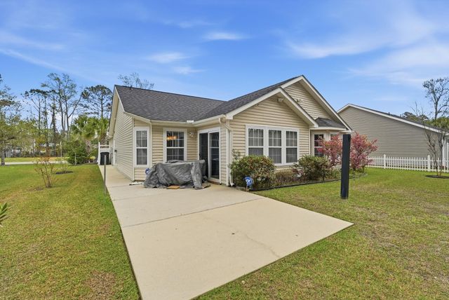 505 Crystalaire Rd., Little River, SC 29566