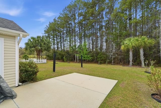 505 Crystalaire Rd., Little River, SC 29566