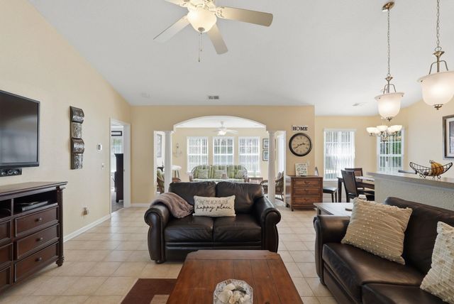 505 Crystalaire Rd., Little River, SC 29566