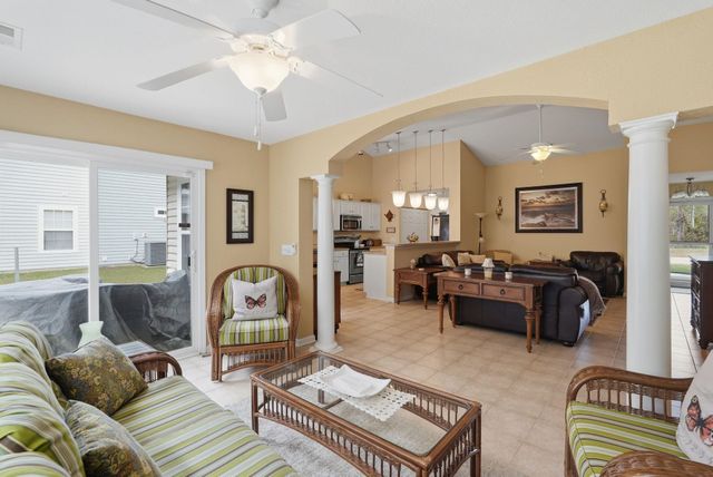 505 Crystalaire Rd., Little River, SC 29566