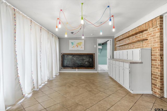 1522 Tanglewood Dr East, Hideaway, TX 75771