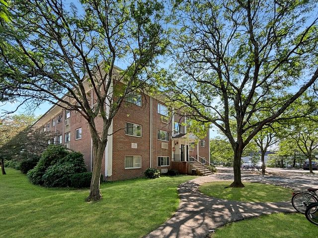 150 2nd St 310, Framingham, MA 01702