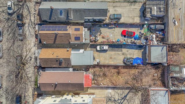 54 Chestnut Street, Brooklyn, NY 11208