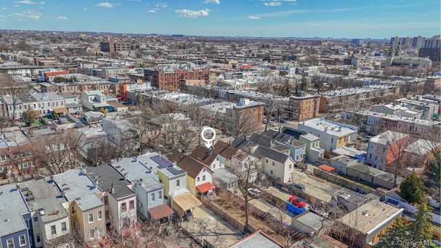 54 Chestnut Street, Brooklyn, NY 11208