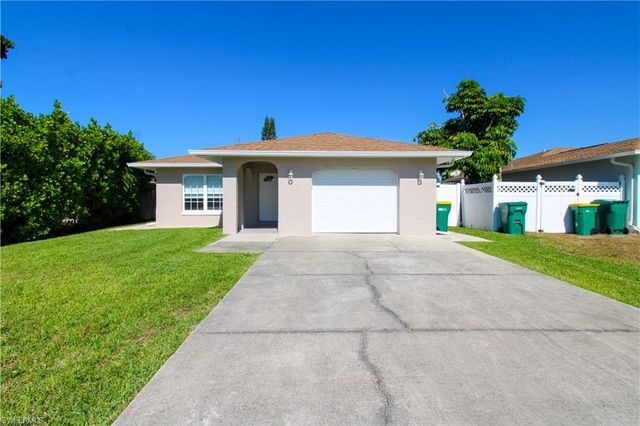 615 108th AVE N, Naples, FL 34108