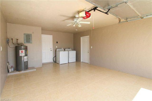 615 108th AVE N, Naples, FL 34108