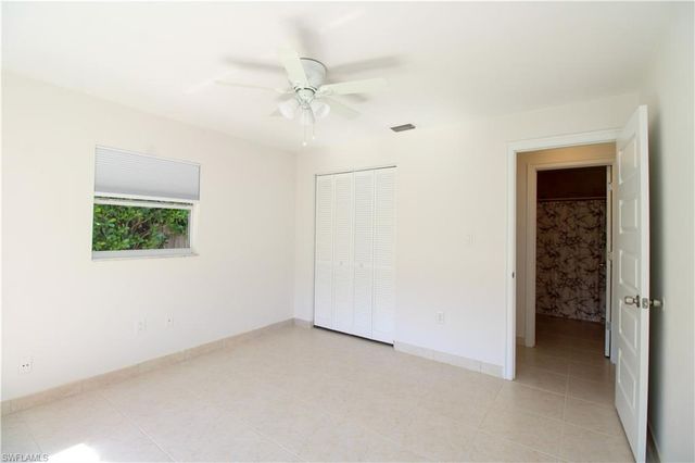 615 108th AVE N, Naples, FL 34108