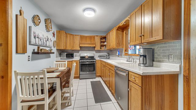 746 W 700 N, Hobart, IN 46342