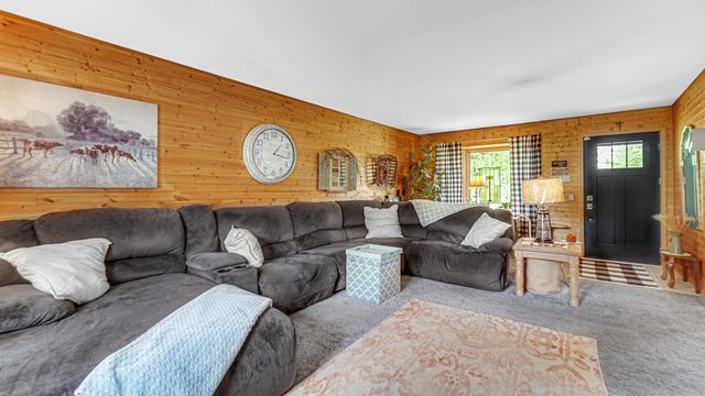 746 W 700 N, Hobart, IN 46342