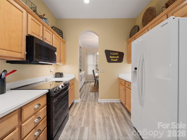 47 Ridgetop Circle 202, Brevard, NC 28712