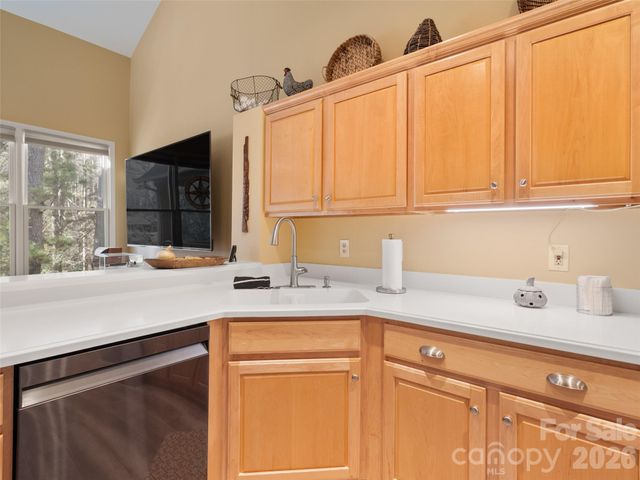 47 Ridgetop Circle 202, Brevard, NC 28712