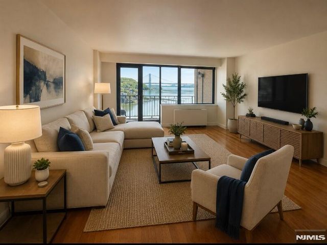 1203 River Road 14C, Edgewater, NJ 07020