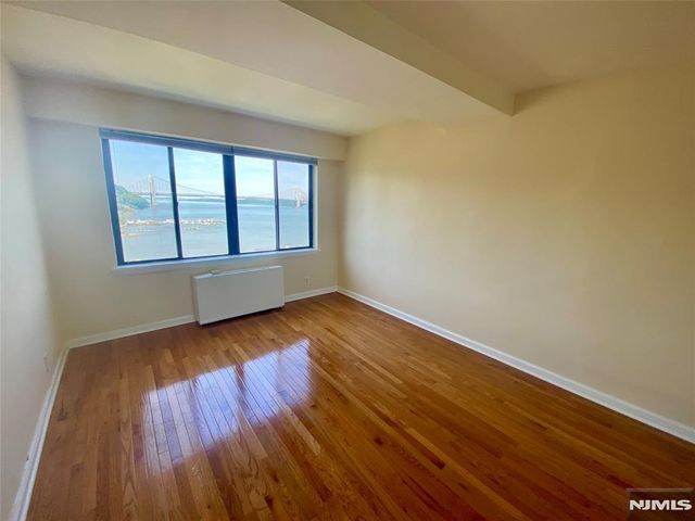 1203 River Road 14C, Edgewater, NJ 07020