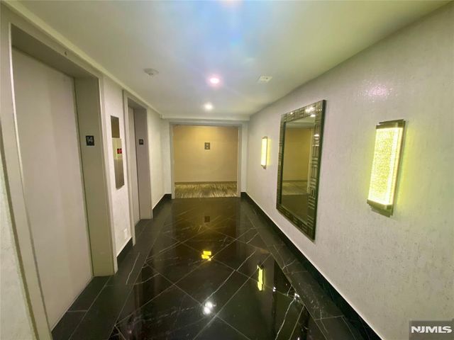 1203 River Road 14C, Edgewater, NJ 07020