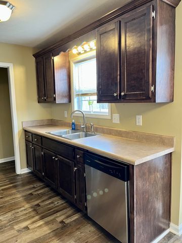 3643 Cindy Jo Dr, S, Clarksville, TN 37040