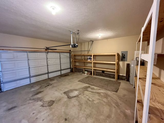 3643 Cindy Jo Dr, S, Clarksville, TN 37040