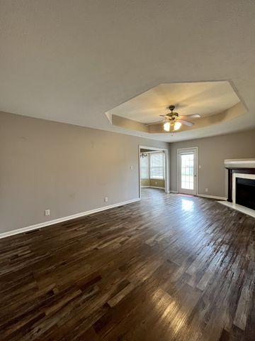 3643 Cindy Jo Dr, S, Clarksville, TN 37040