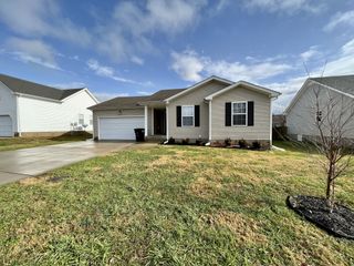 3643 Cindy Jo Dr, S, Clarksville, TN 37040