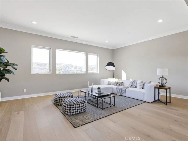 11913 Red Hawk Lane, Porter Ranch, CA 91326