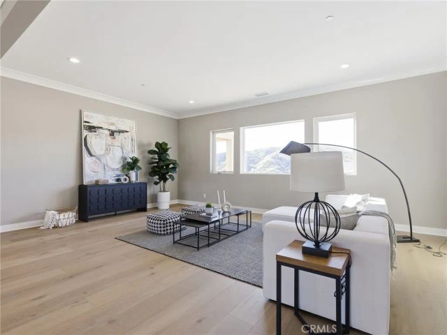 11913 Red Hawk Lane, Porter Ranch, CA 91326