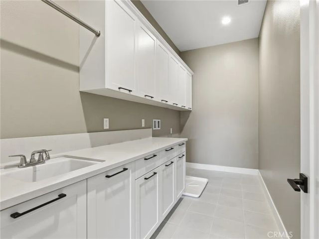 11913 Red Hawk Lane, Porter Ranch, CA 91326