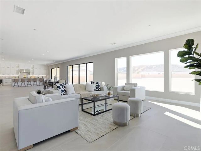 11913 Red Hawk Lane, Porter Ranch, CA 91326