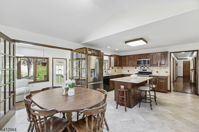 34 Knollcroft Rd, Bernards Twp., NJ 07920