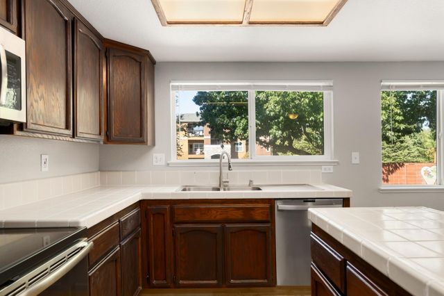 8317 Dalkeith Way, Antelope, CA 95843