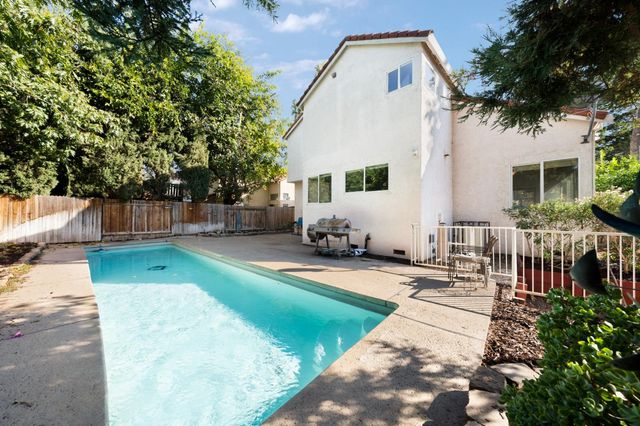 8317 Dalkeith Way, Antelope, CA 95843