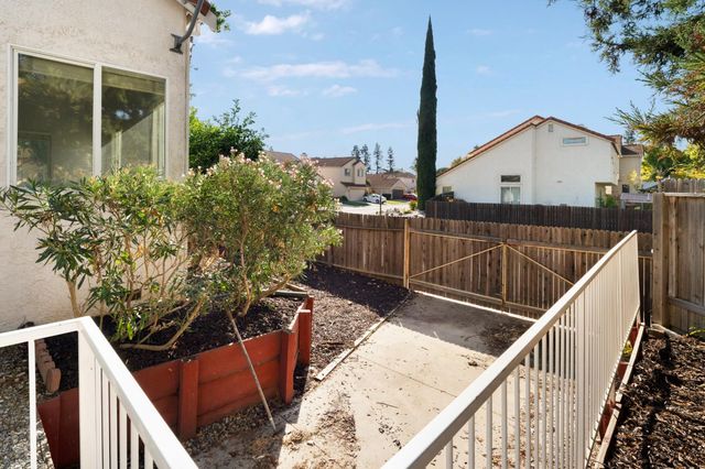 8317 Dalkeith Way, Antelope, CA 95843