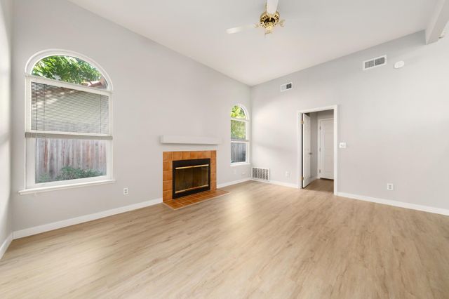 8317 Dalkeith Way, Antelope, CA 95843