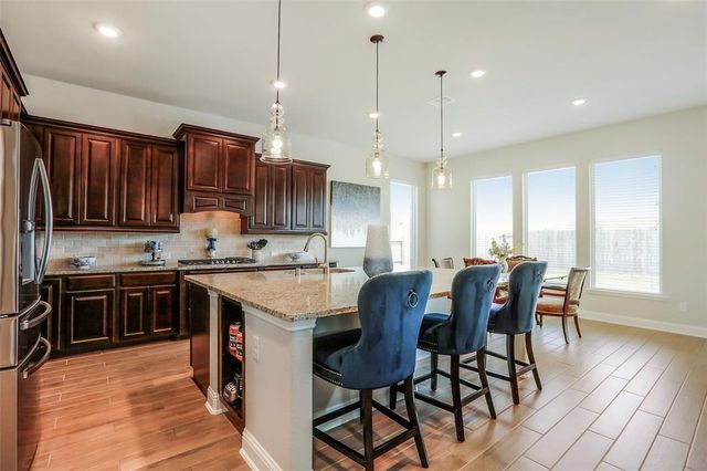 1815 Carriage Oaks Ln, Katy, TX 77494