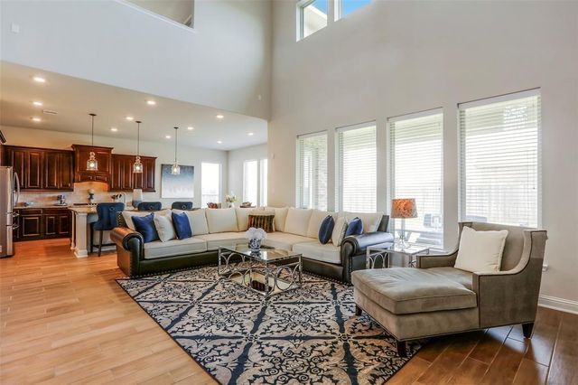 1815 Carriage Oaks Ln, Katy, TX 77494