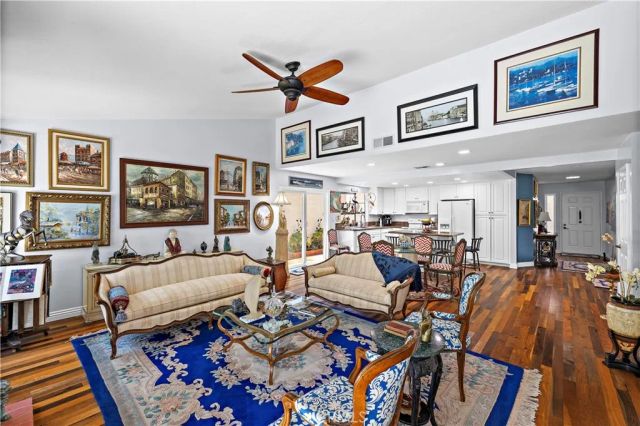 23576 VILLENA, Mission Viejo, CA 92692