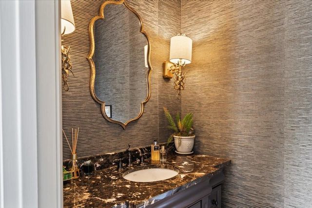 4565 NORMANDY RD, Memphis, TN 38117