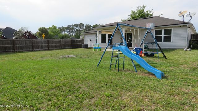 8566 THAD Court, Jacksonville, FL 32210
