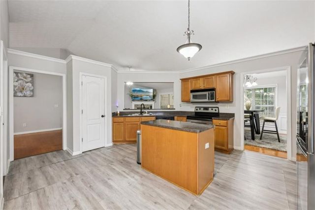 445 Jennifer Springs Drive, Monroe, GA 30656