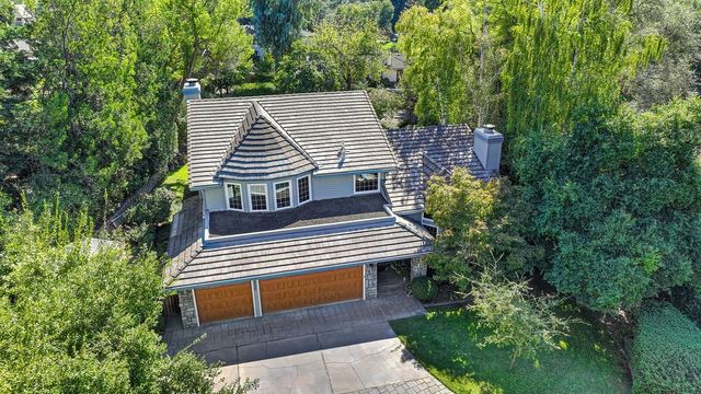 8536 Kenneth Creek Ln, Fair Oaks, CA 95628