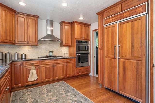8536 Kenneth Creek Ln, Fair Oaks, CA 95628