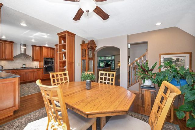 8536 Kenneth Creek Ln, Fair Oaks, CA 95628