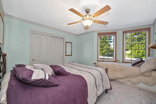 8536 Kenneth Creek Ln, Fair Oaks, CA 95628