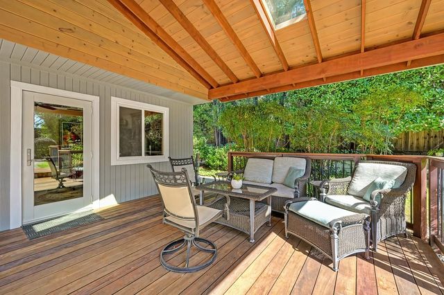 8536 Kenneth Creek Ln, Fair Oaks, CA 95628