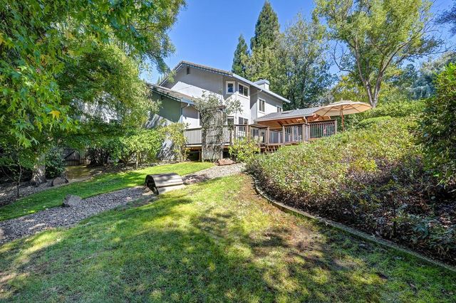 8536 Kenneth Creek Ln, Fair Oaks, CA 95628