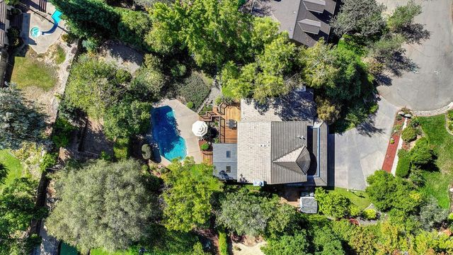 8536 Kenneth Creek Ln, Fair Oaks, CA 95628