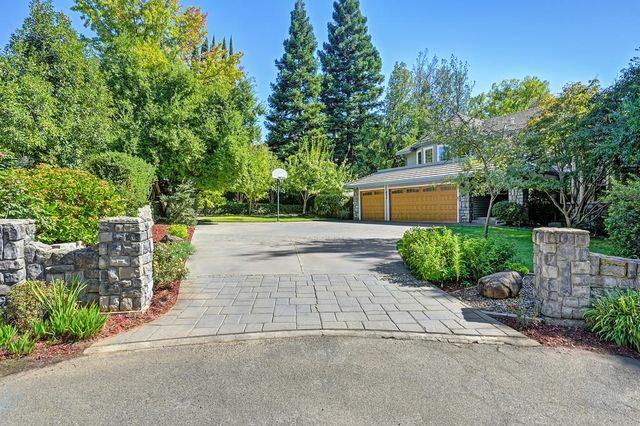 8536 Kenneth Creek Ln, Fair Oaks, CA 95628