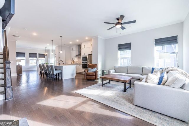 102 Wilburn Lane, Decatur, GA 30030