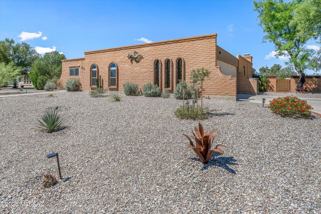 2121 N Colter, Tucson, AZ 85715