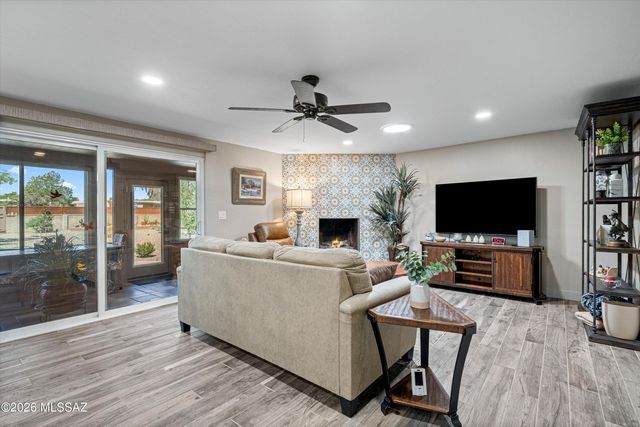 2121 N Colter, Tucson, AZ 85715