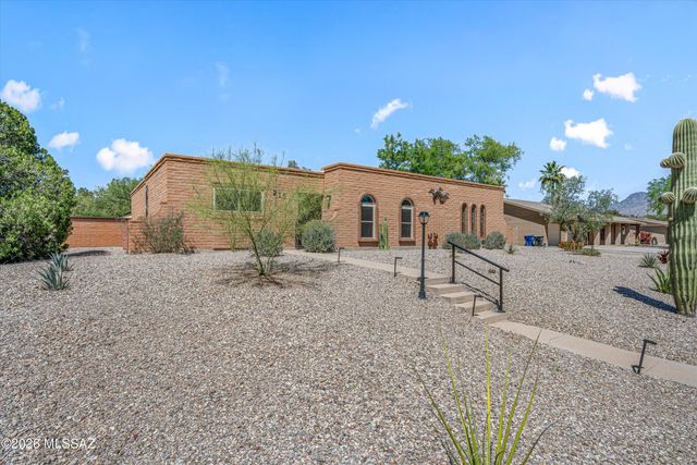 2121 N Colter, Tucson, AZ 85715