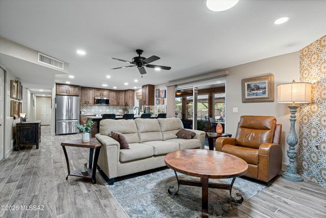 2121 N Colter, Tucson, AZ 85715